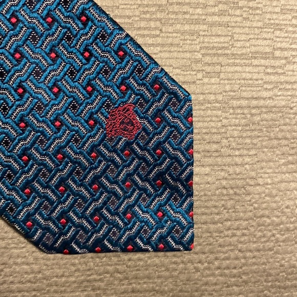 Versace tie - Picture 2 of 7